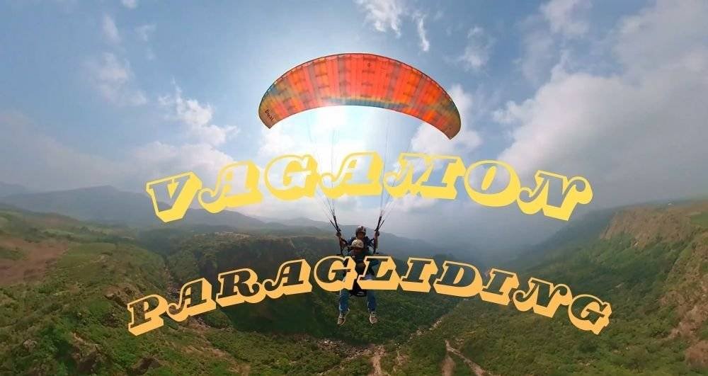 PARAGLIDING